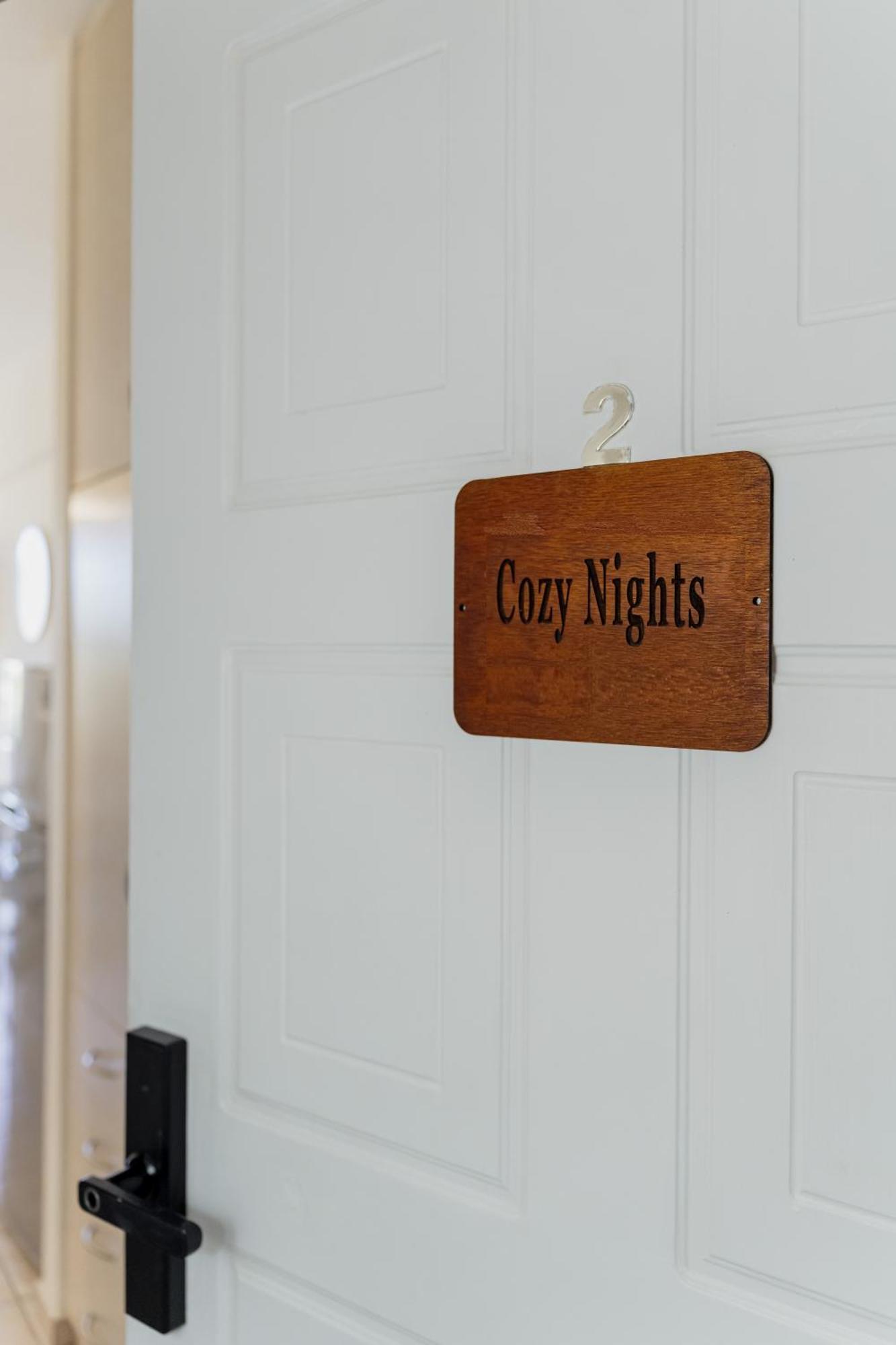 Cozy Nights Apartment Messini Bagian luar foto